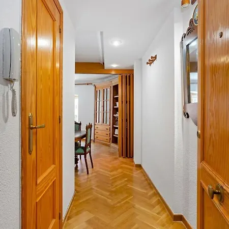 Apartment Comfy At Old Town Plaza With Ac Alicante